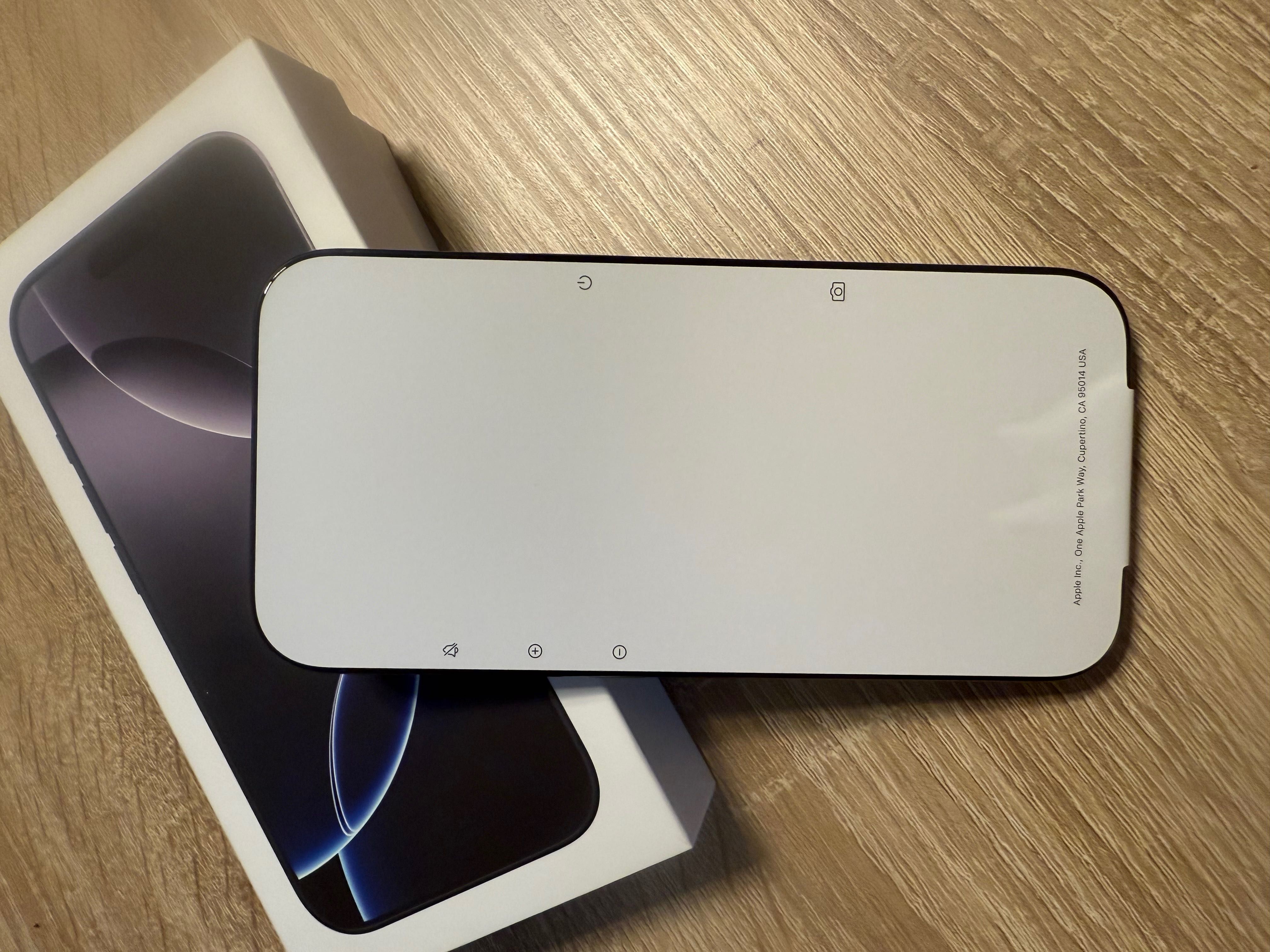 Чисто НОВ IPhone 16 Pro 2200 лв 256 GB