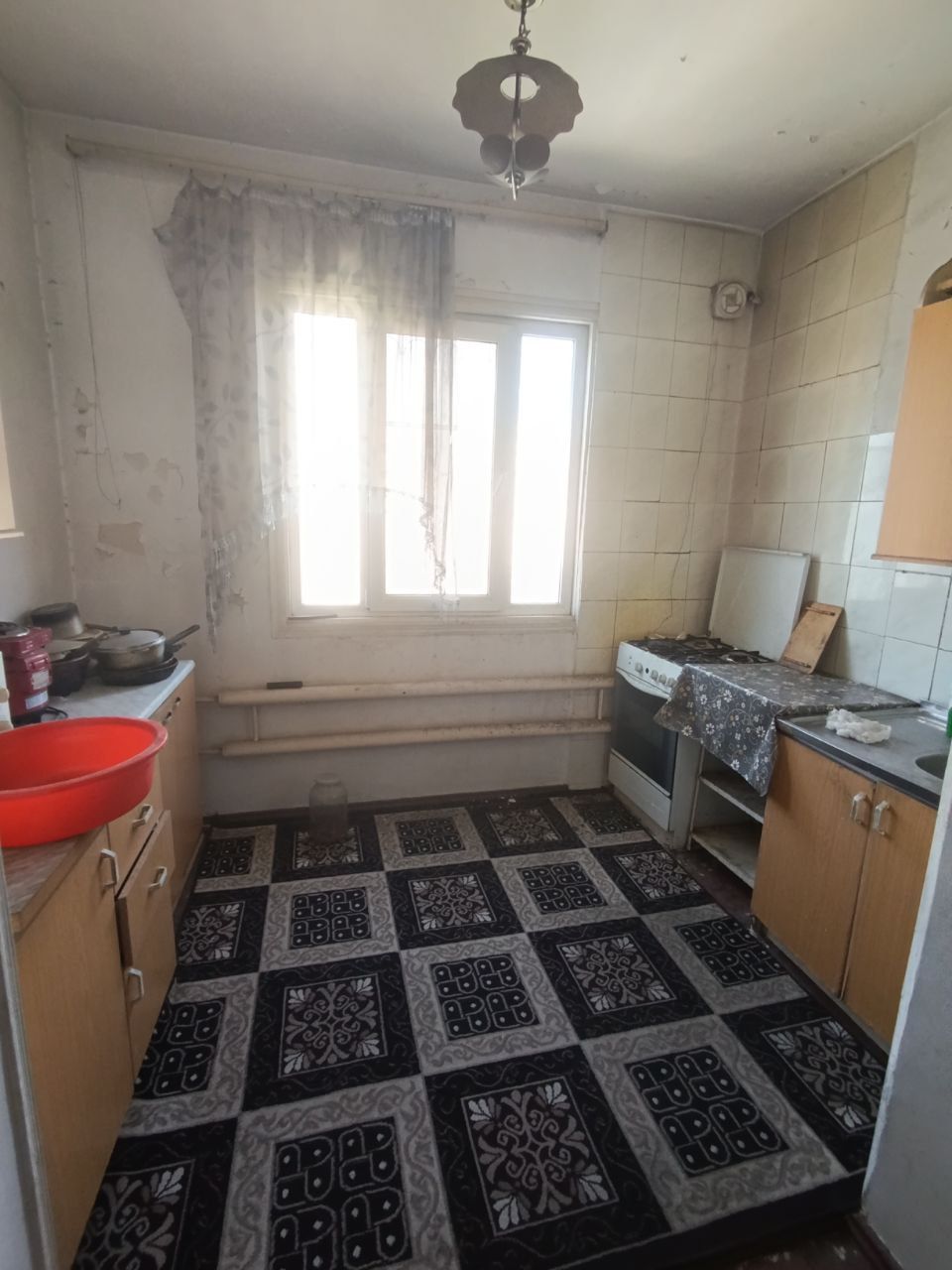Продам 4-х комнатную квартиру Сергели 6