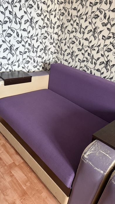 Диван (диван, пувик и средний диван )