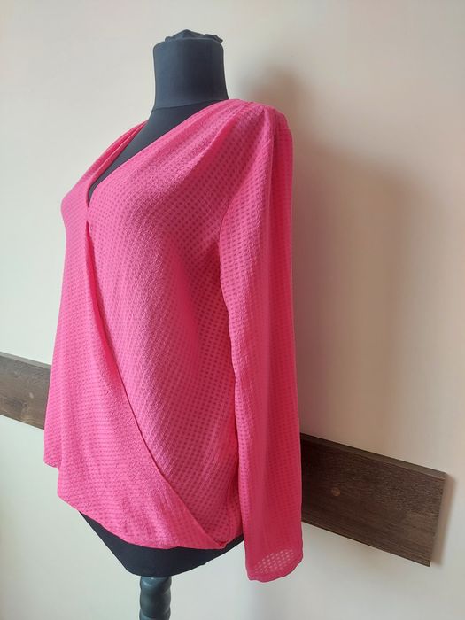 Дамска ефирна блузка на Atmosphere.