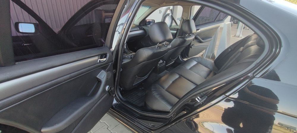 Vând BMW E46 - automată -250cp - evacuare custom