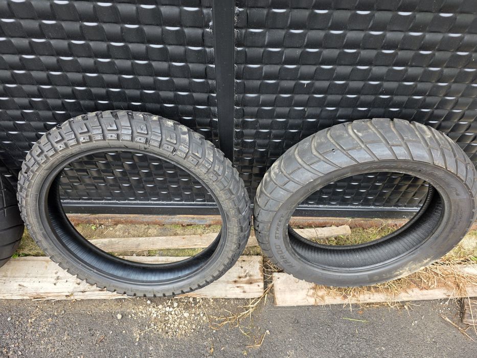 Мото гуми за Адвенчър