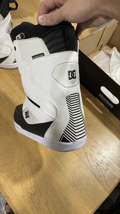 Bootsi de snowboard dc albi 43