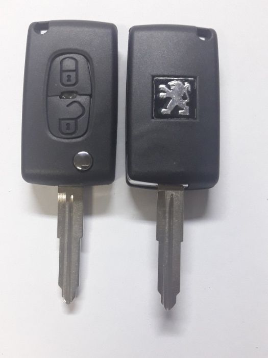 Кутийка за ключ за Citroen C-Crosser и Peugeot 4007/ auto key Citroen