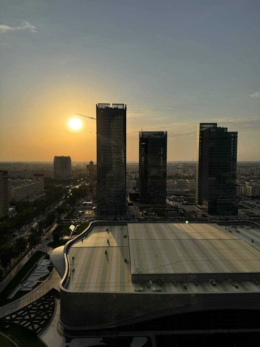 СРОЧНО ПРОДАЁТСЯ 2ком квартира на ЖК Nest one вид на Хилтон 13-этаж