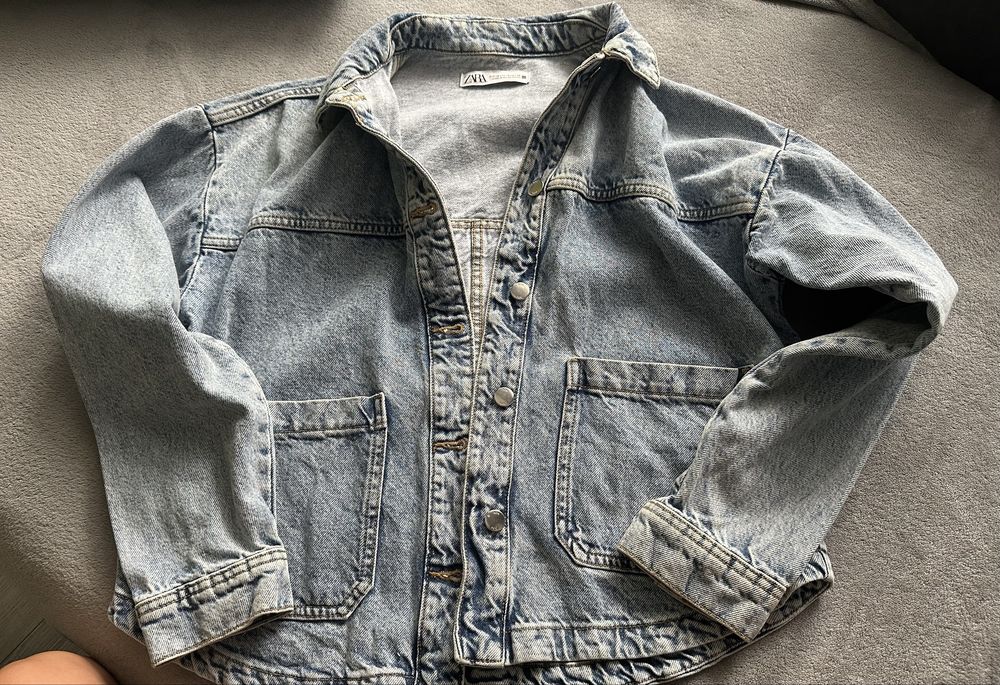 Дънково дамско яке на Zara