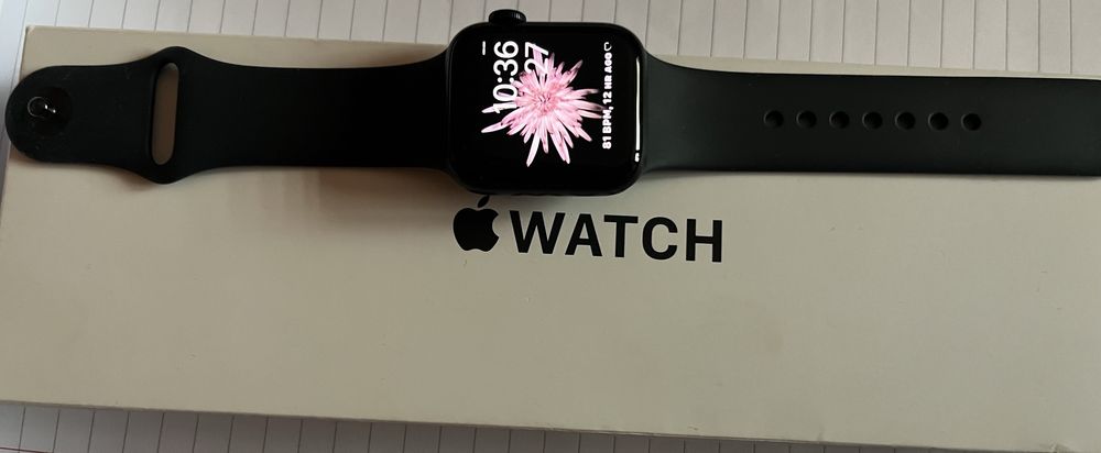 Смарт часовник Apple watch se 2gen