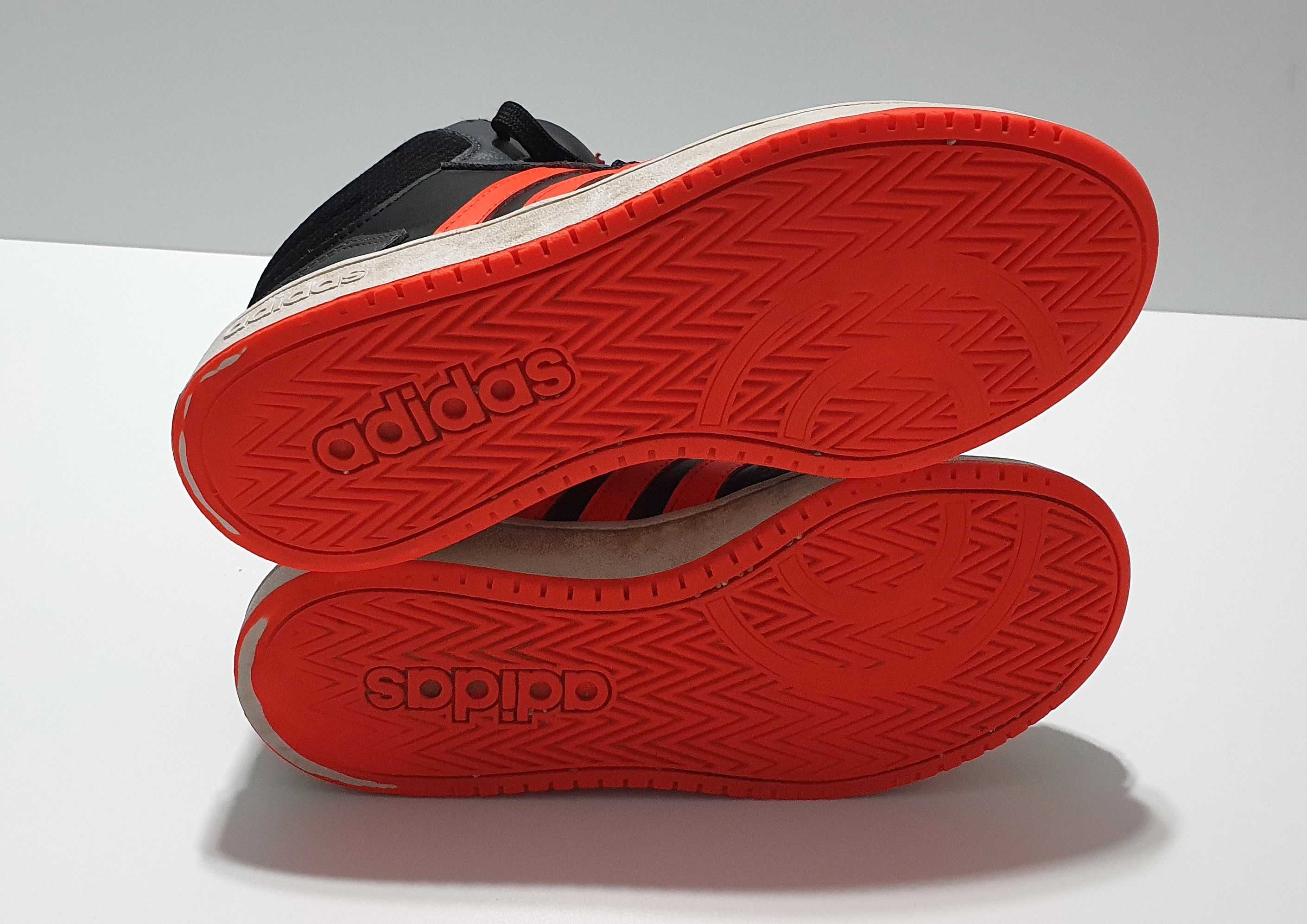 Pantofi sport adidasi bascheti Adidas marimea 38 interior 23.5