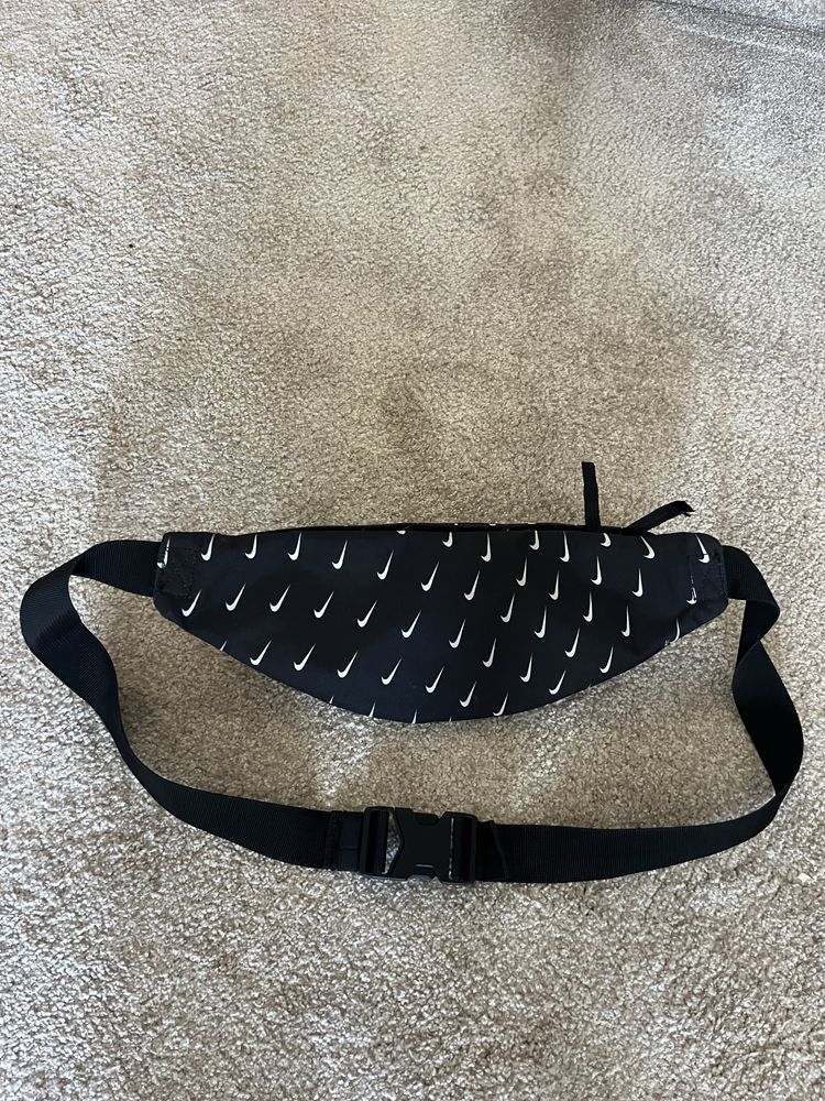 Nike оригинална чанта