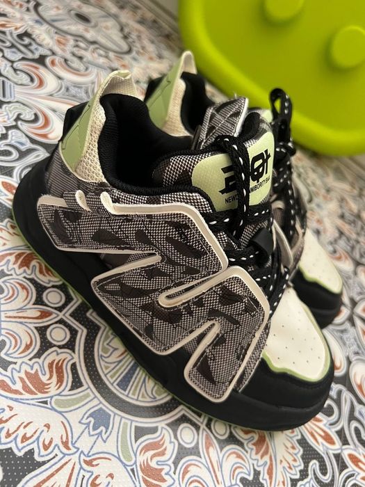 Кроссовки для мальчика НОВЫЕ 34 размер, идеально на холодную осенью