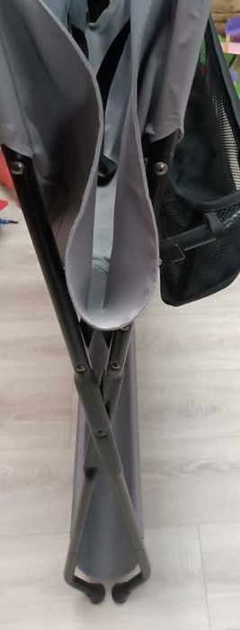 Masa de infasat , multifunctionala, pliabila, cos de depozitare