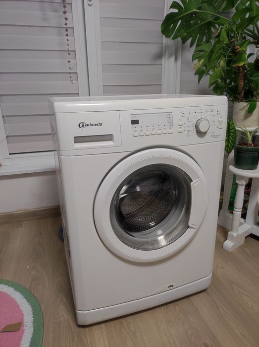 Пералня Bauknecht 1-6 kg A+++ 1400 оборота Slim, употребявана.