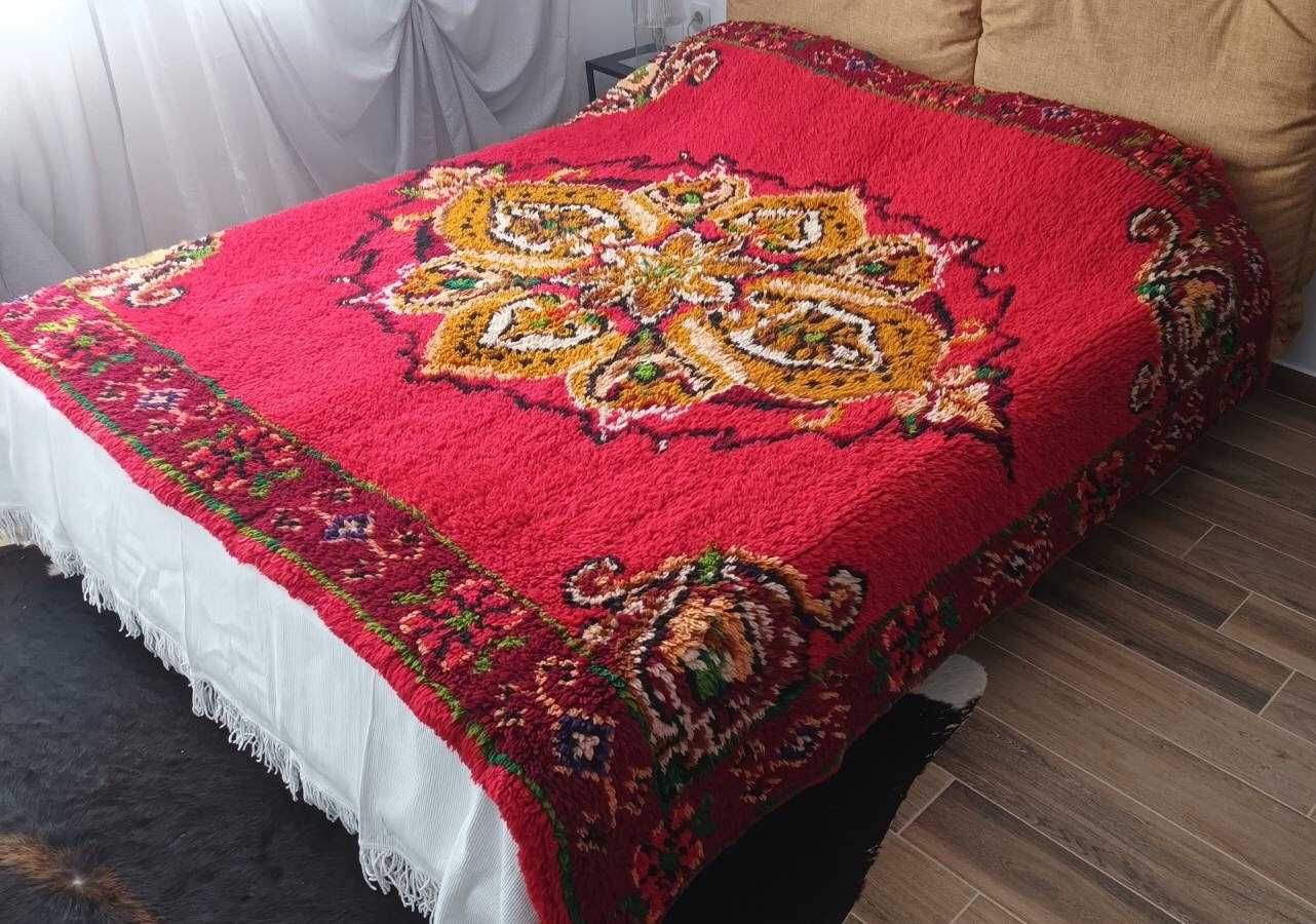 Ръчно тъкан 100% вълнен пъстър китеник с цветни мотиви 220х200см