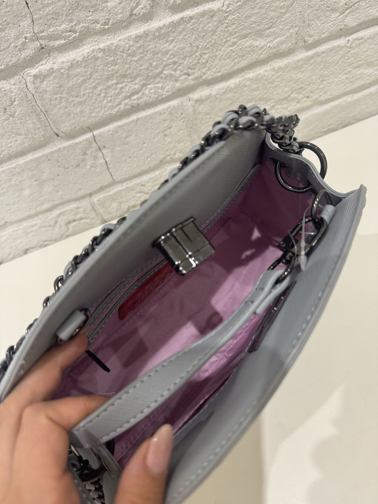Чанта sprayground нова