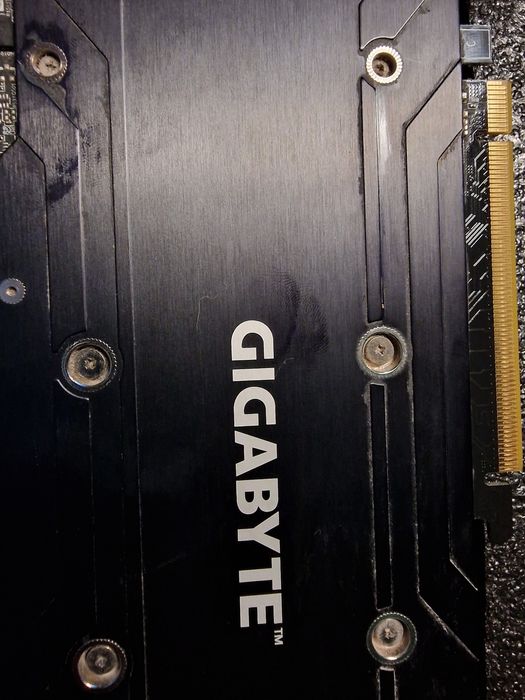 Ryzen 5 1600 și Nvidia GTX 1060 Gigabyte G1 Gaming 6GB 192-bit