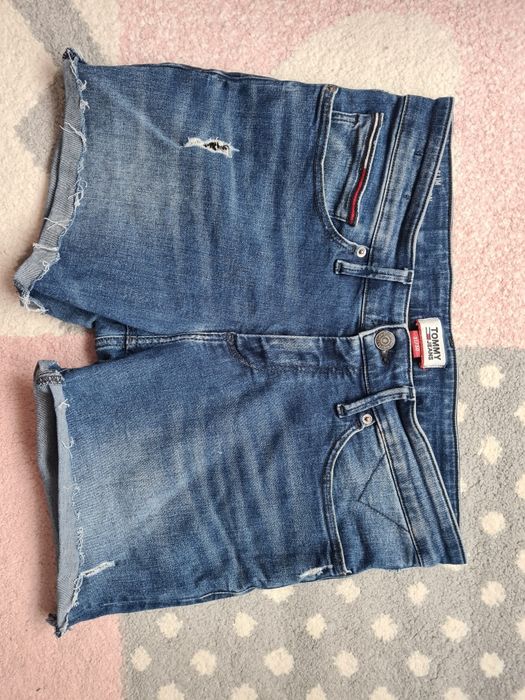 Blugi Tommy Hilfiger S-M barbati