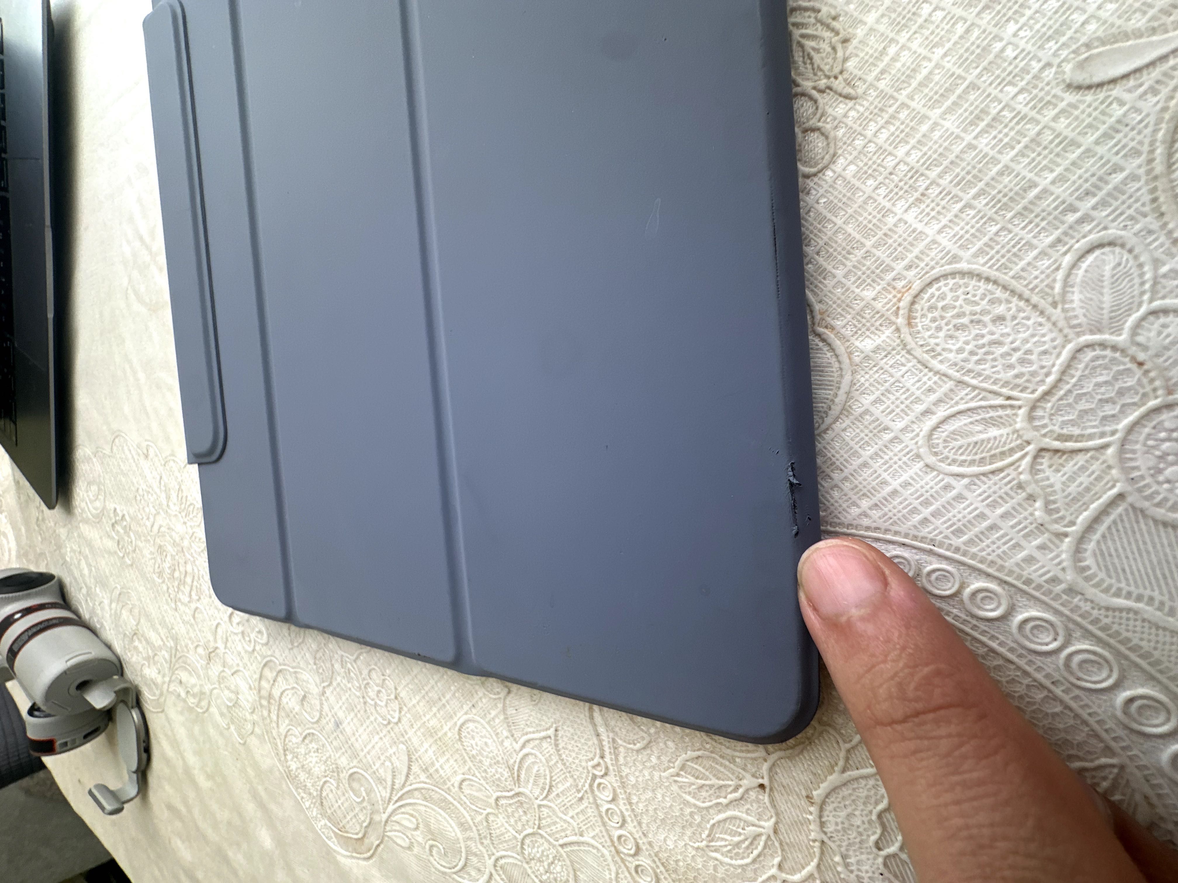 Магнитен калъф за iPad Pro 12.9 с държач за стилус