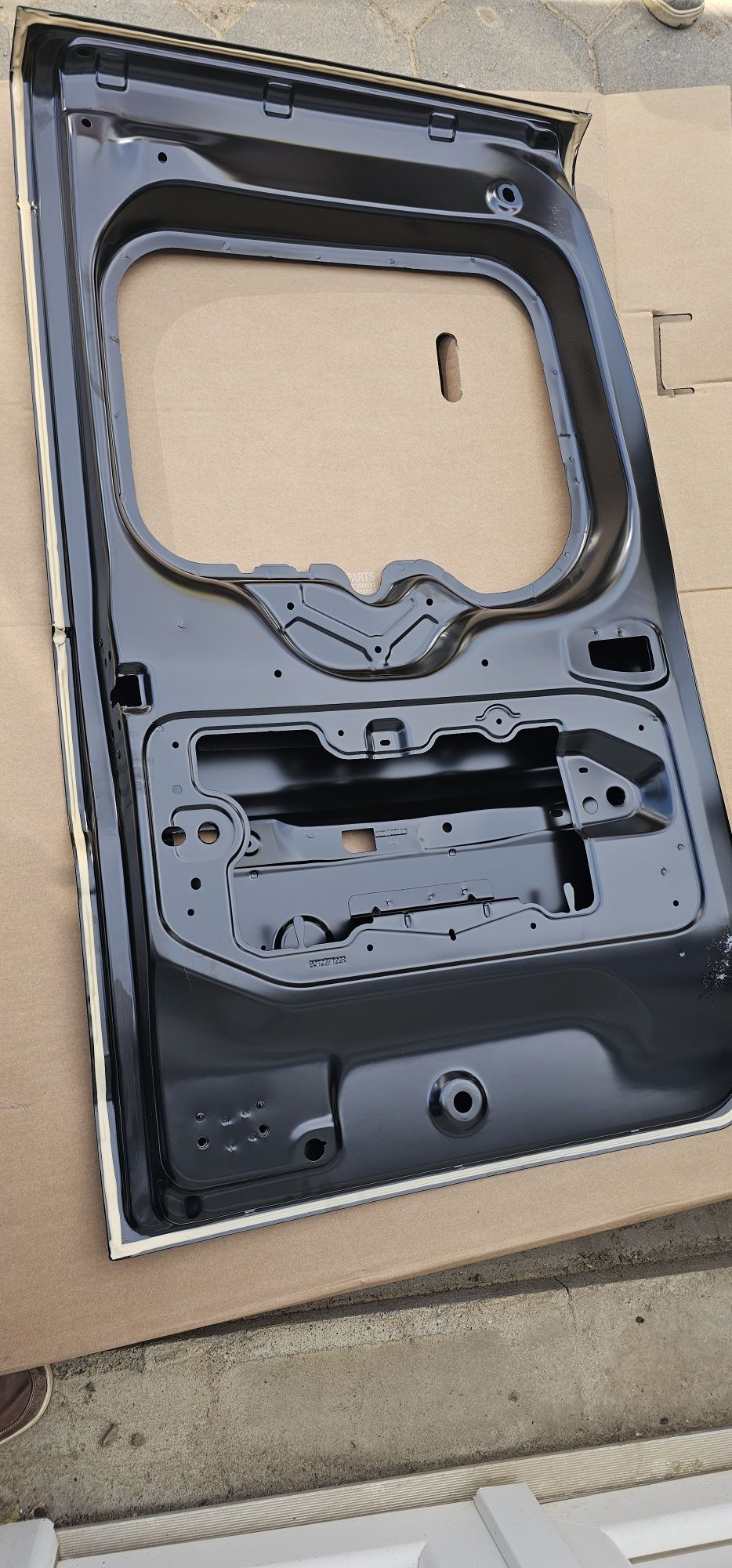Usa spate stanga batanta Dacia Dokker