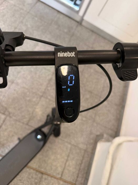Trotineta Electrica Ninebot(49106 AG11 Piata Nicolina) Garantie 2 ani!