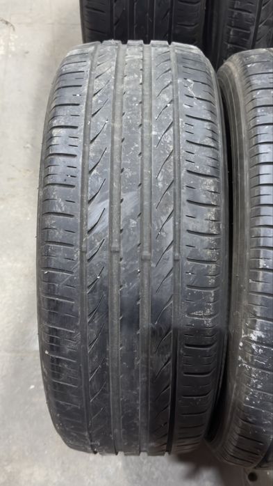 4 бр. Гуми Toyo 215/50/18