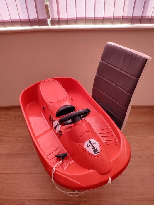 Детска шейна с кормило и спирачка SnowPower - червена