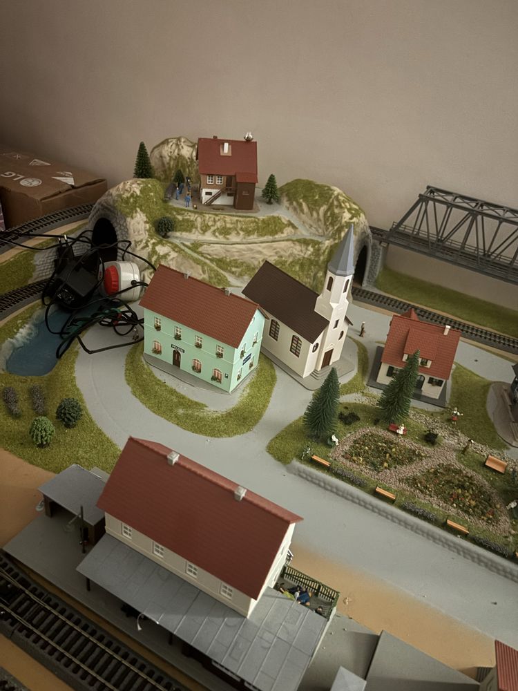 Diorama de vanzare