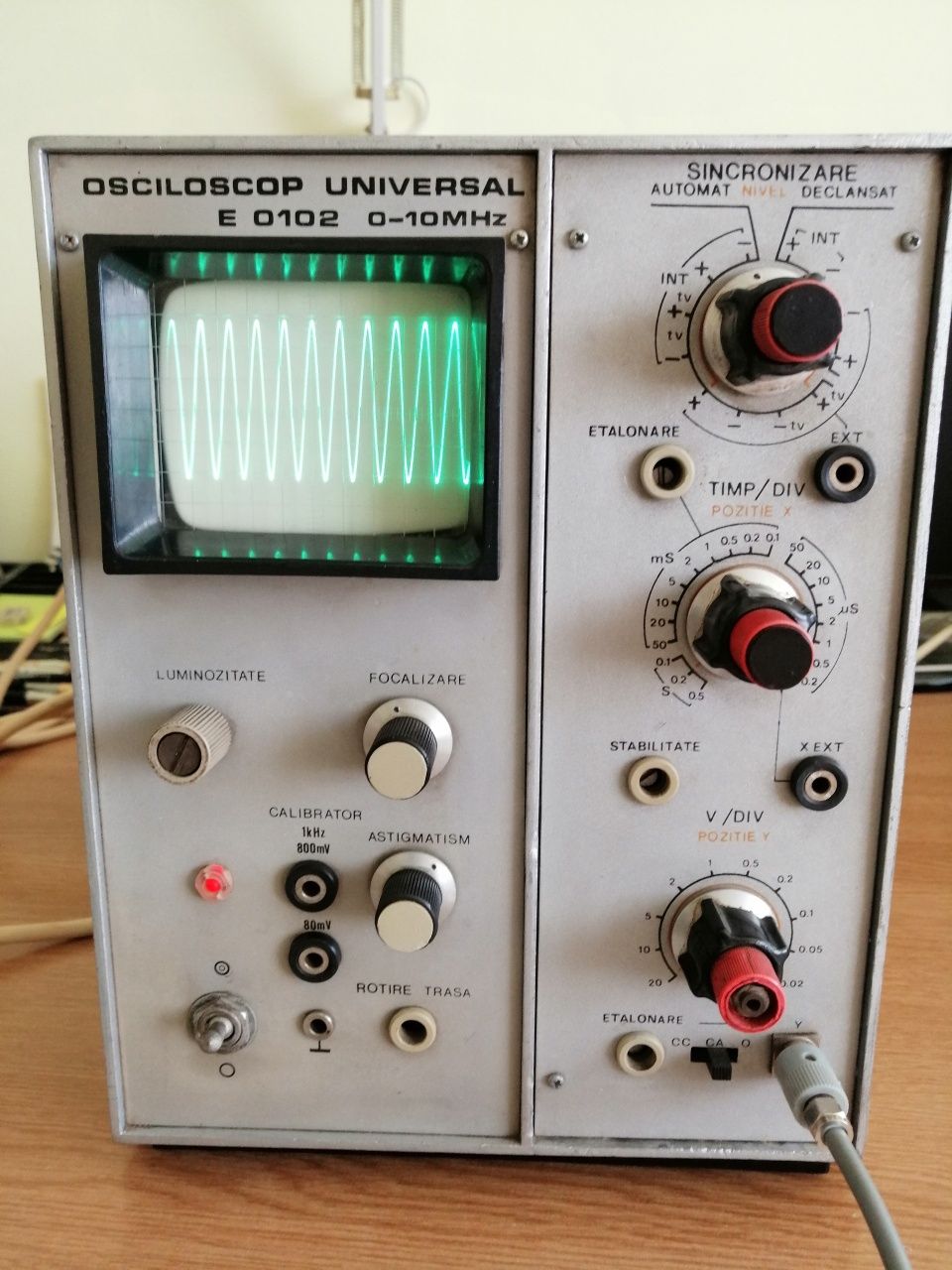 Osciloscop E102  0 - 10 MHz