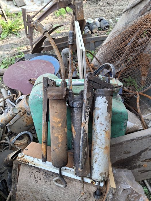 Продам продам  шприцы