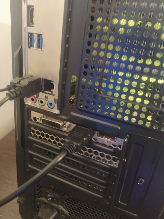 Компьютер игровой в отличном состоянии!