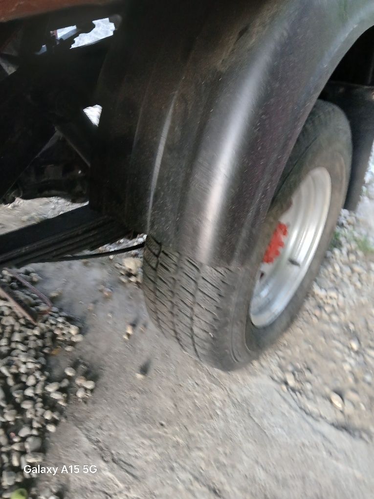 Vând aro camioneta