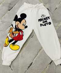 Pantaloni Mickey Zara marimea 104