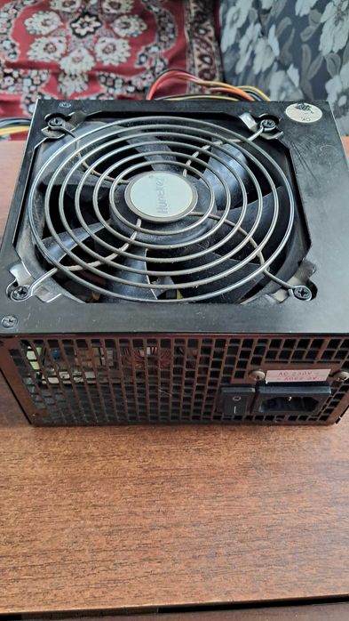 Продам блок питания для ПК - HuntKey 550w