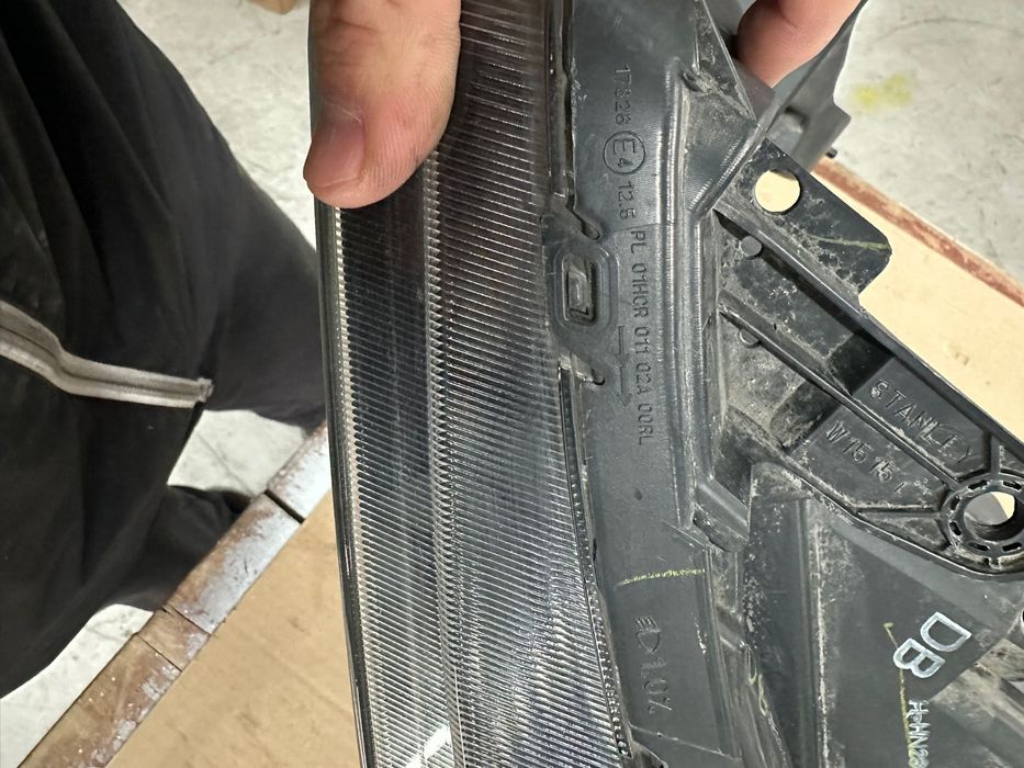 ляв фар за nissan navara d23 full led black