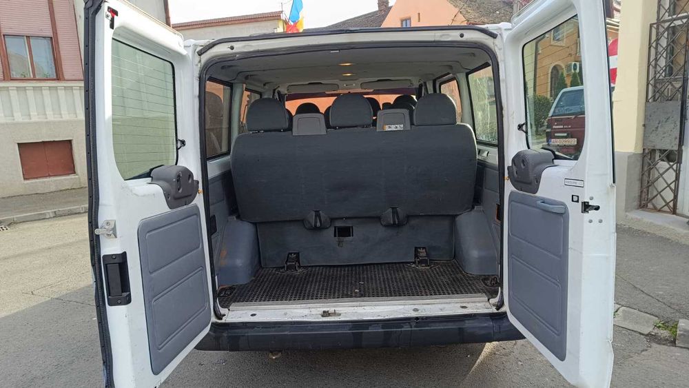 Ford Transit T280 9Locuri