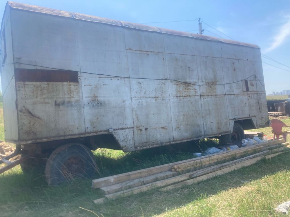 Продаю прицеп вагончик