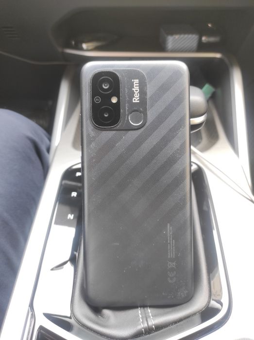 Продам Redmi 12C 128gb.