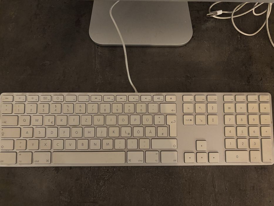 iMac + tastatură + mouse