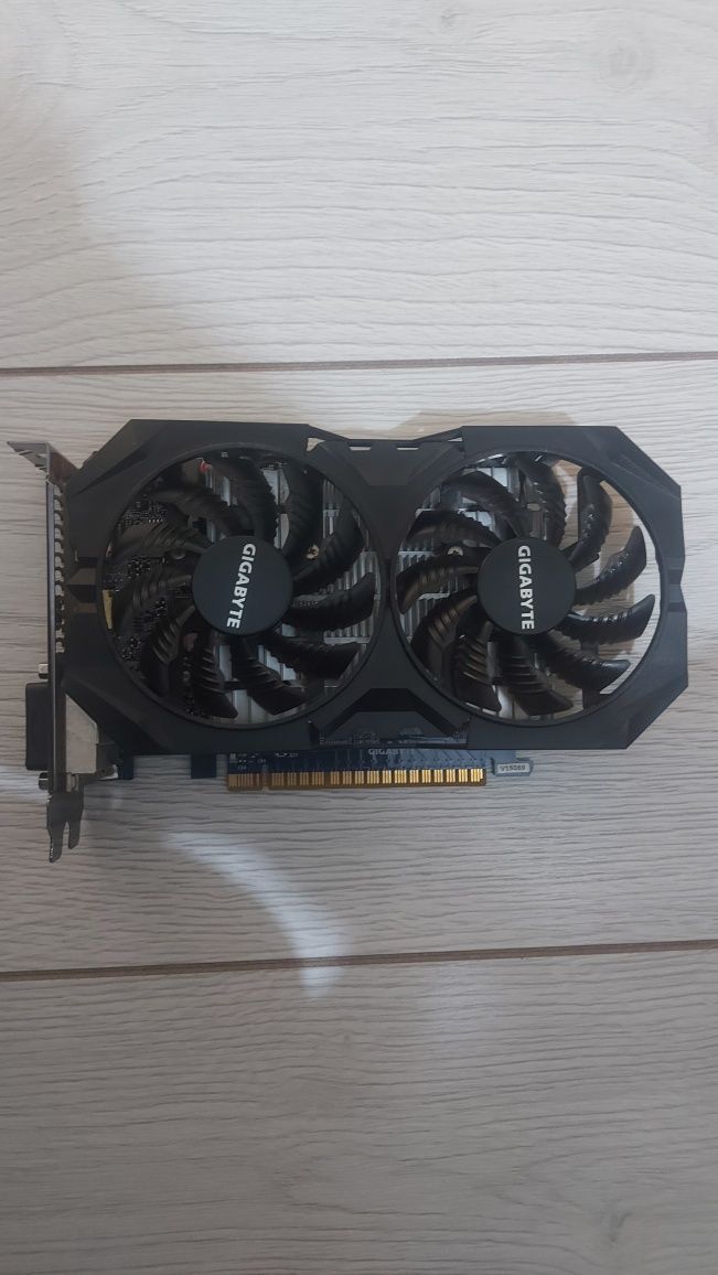 Видеокарты Gtx 750 TI, 760, 970, 1660 super, 1080 TI RX 560,5500 XT R9