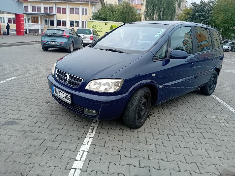 Vând Opel Zafira accept si schimb