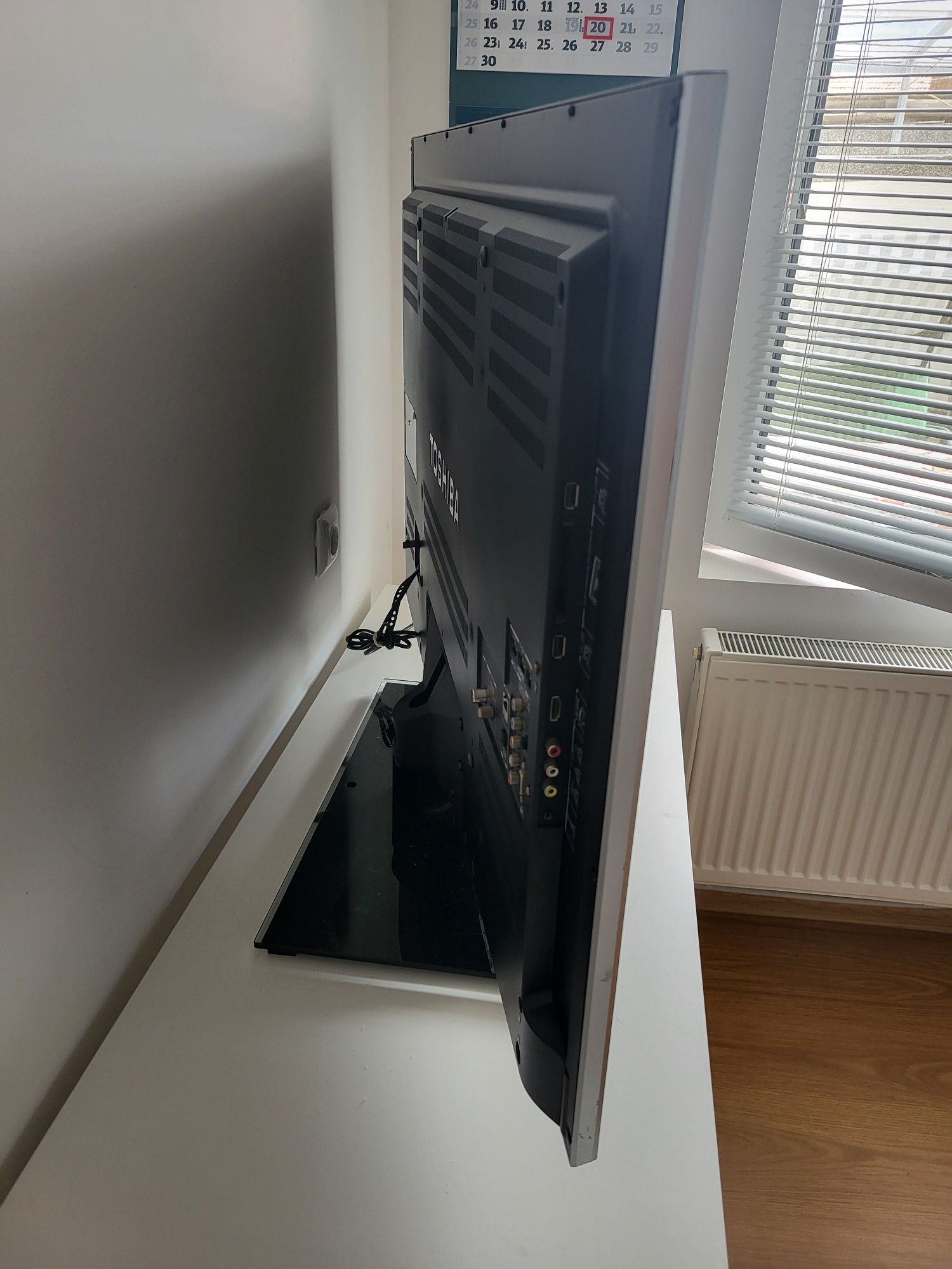Телевизор Toshiba 42 инча