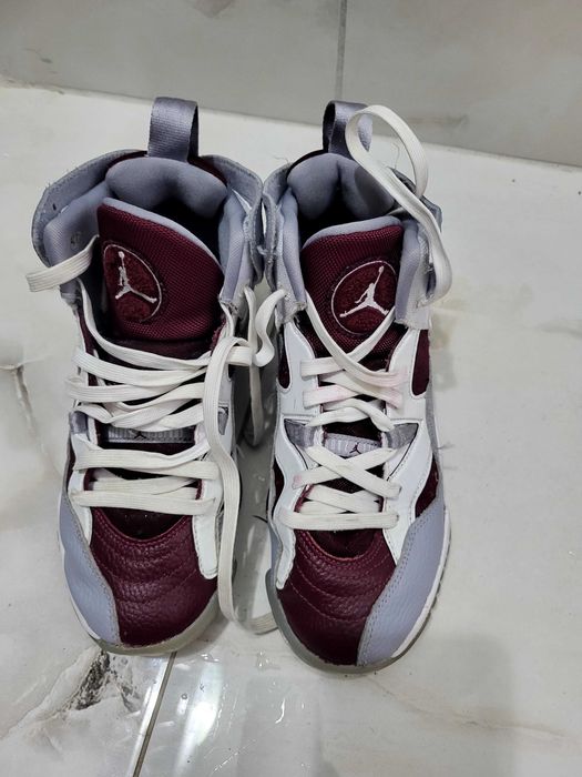 Ghete jordan 37.5