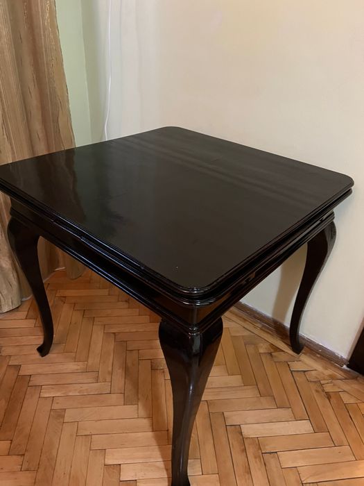 Masa antica lemn , plianta . renovat