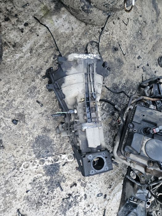 Cutie viteză Ford Transit 2.4 2000 2006