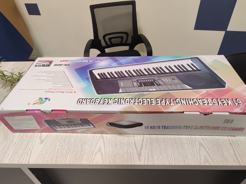 Электрический синтезатор