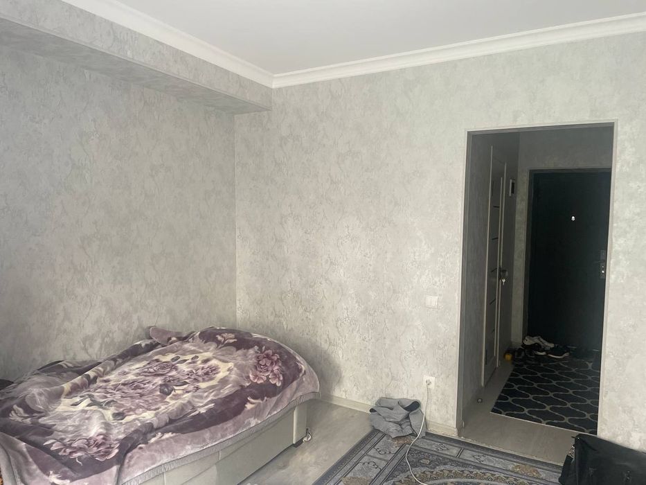 Kvartira o'g'il bolaga 1 kishi kerak