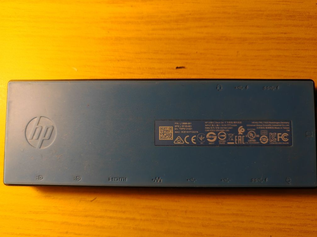 Vând doking HP USB-C Dock G4