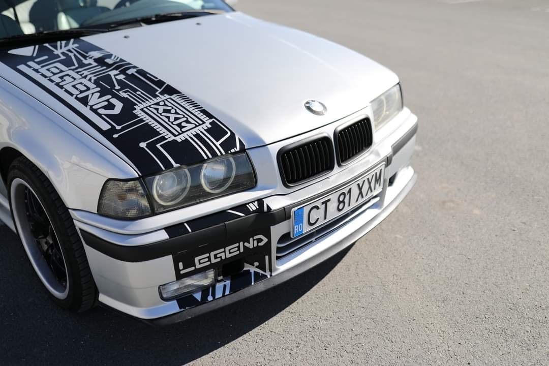 BMW e36     320i