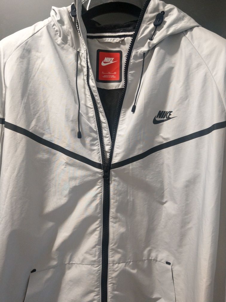 Оригинално! Nike Tech Fleece размер XL мъжко яке , горнище , горница