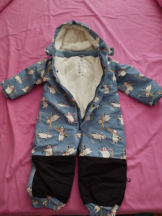 Combinezon impermeabil băiețel mărimea 92 marca LCW.