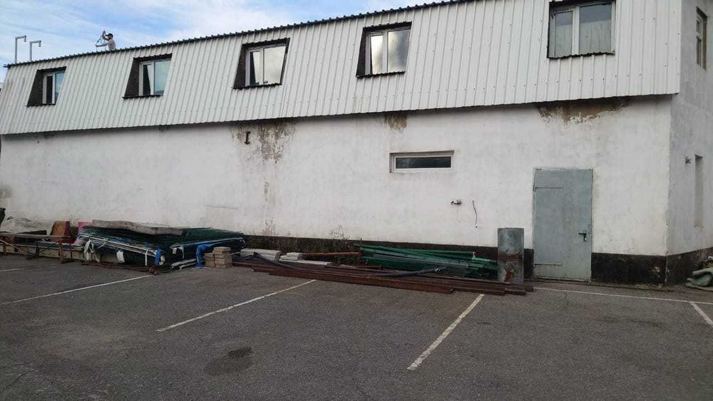 теплые помещения под склад , производство , выращивание грибов и т.п.